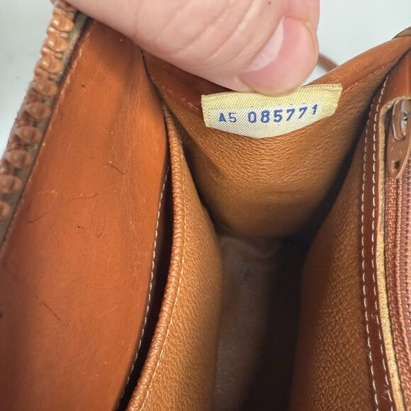 Dooney & Bourke Vintage AWL Satchel Black Pebble Brown Trim Model A5 085771 -GUC - Picture 14 of 16